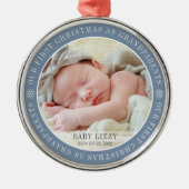 私たちの初めてのクリスマスは祖父母のモダン写真 メタルオーナメント (正面)