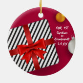 私たちの初めてのクリスマスは祖父母フローラ写真C セラミックオーナメント (裏面)