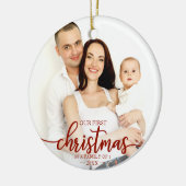 私たちの初めてのクリスマスは3つの赤いスクリプトの家族として セラミックオーナメント (左)