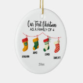 私たちの初めてのクリスマスは4つの名前をカスタムするの家族 セラミックオーナメント (右)