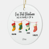 私たちの初めてのクリスマスは4つの名前をカスタムするの家族 セラミックオーナメント (左)