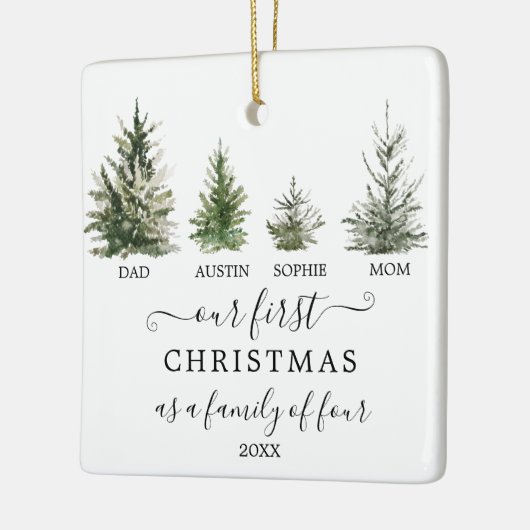 私たちの初めてのクリスマスは4人の家族として セラミックオーナメント (左)