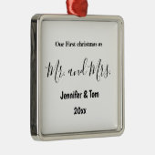 私たちの初めてのクリスマスは、mrとmrs結婚のceとして メタルオーナメント (右)