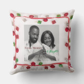 私たちの初めてのクリスマスはMr.そしてミセス・アイ クッション (裏面)