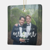 私たちの初めてのクリスマスはMr.とMr.の写真と結婚して セラミックオーナメント (左)