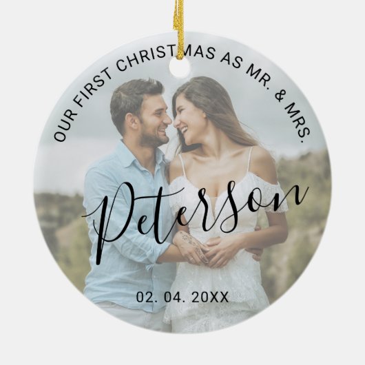 私たちの初めてのクリスマスはMr.ミセス結婚の写真 セラミックオーナメント (裏面)