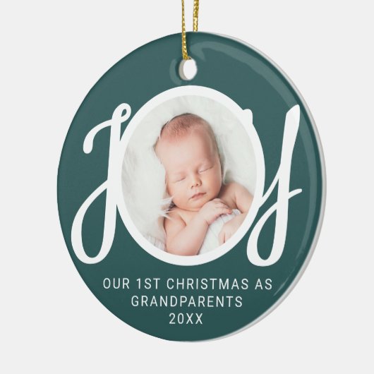 私たちの初めてのクリスマスを祖父母としてフォトグリーン セラミックオーナメント (左)