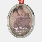 私たちの初めてのクリスマスを祖父母としてベビー写真 メタルオーナメント (左)