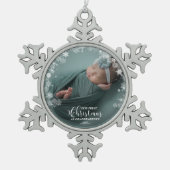 私たちの初めてのクリスマスを祖父母として写真オーナメント スノーフレークピューターオーナメント (正面)