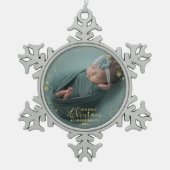 私たちの初めてのクリスマスを祖父母として写真オーナメント スノーフレークピューターオーナメント (正面)