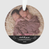 私たちの初めてのクリスマスを祖父母として双子 オーナメント (正面)