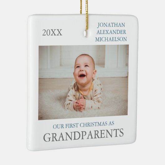 私たちの初めてのクリスマスを祖父母として セラミックオーナメント (右)