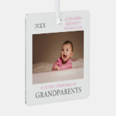 私たちの初めてのクリスマスを祖父母として メタルオーナメント (正面右)