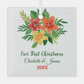 私たちの初めてのクリスマスウォーターカラーグリーンフローラカップル ガラスオーナメント (正面)