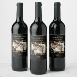 私たちの初めてのクリスマスエレガント写真テンプレートブラック ワインラベル