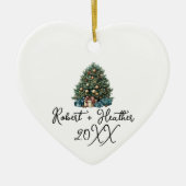 私たちの初めてのクリスマスカスタムのカップル名 セラミックオーナメント (正面)