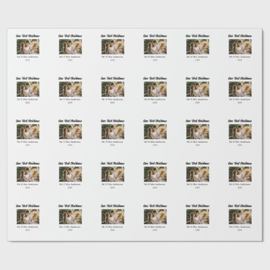 私たちの初めてのクリスマスカップルの写真名Mr & Mrs モダン. ラッピングペーパー (フラット)