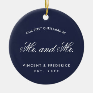 私たちの初めてのクリスマスゲイ新着写真ネイビーブルー セラミックオーナメント
