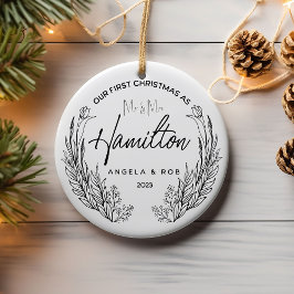 私たちの初めてのクリスマスセラミックオーナメント、ブラックライン セラミックオーナメント