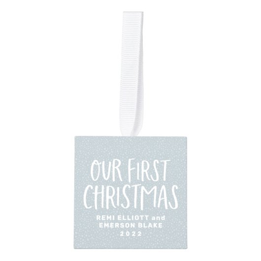 私たちの初めてのクリスマスツインベビーパーソナライズされた写真 キューブオーナメント (正面)