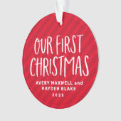 私たちの初めてのクリスマスツインベビー赤い休日の写真 オーナメント (正面)