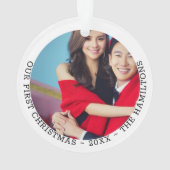 私たちの初めてのクリスマスパーソナライズされた写真 オーナメント (裏面)