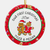 私たちの初めてのクリスマスパーソナライズされた セラミックオーナメント (正面)