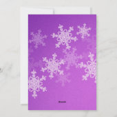 私たちの初めてのクリスマスパープルスノーフレークスミニマリスト シーズンカード (裏面)