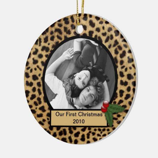 私たちの初めてのクリスマスヒョウ印刷オーナメント セラミックオーナメント (左)