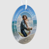 私たちの初めてのクリスマスビーチハートフォトカップル オーナメント (正面)