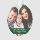 私たちの初めてのクリスマスファミリーフォトグリーン オーナメント (正面)