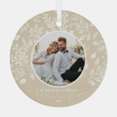 私たちの初めてのクリスマスフォトアイボリー ガラスオーナメント (裏面)