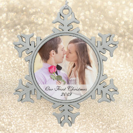 私たちの初めてのクリスマスフォトスノーフレークオーナメント スノーフレークピューターオーナメント
