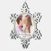私たちの初めてのクリスマスフォトスノーフレークオーナメント スノーフレークピューターオーナメント (右)