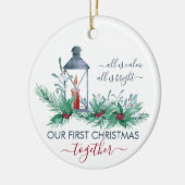 私たちの初めてのクリスマスホリーとキャンドルライトランタン セラミックオーナメント (左)