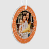 私たちの初めてのクリスマスママとパパシンプル写真 オーナメント (正面)