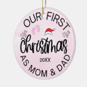 私たちの初めてのクリスマスママとパパベビーガール セラミックオーナメント (左)