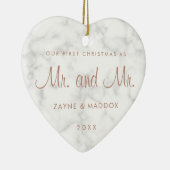 私たちの初めてのクリスマスマーブルバラ金ゴールドゲイ セラミックオーナメント (右)