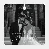 私たちの初めてのクリスマスミスター&ミセス写真 メタルオーナメント (正面)