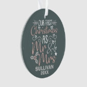 私たちの初めてのクリスマスミセス結婚ズ・ギフト オーナメント (正面)