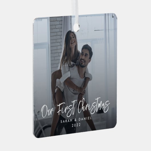 私たちの初めてのクリスマスモダンミニマル写真 メタルオーナメント (正面右)