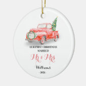 私たちの初めてのクリスマスレッドトラックセラミックオーナメント セラミックオーナメント (左)