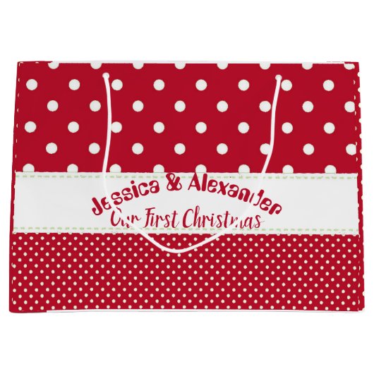私たちの初めてのクリスマスレッド水玉模様カップルカスタム ラージペーパーバッグ (正面)