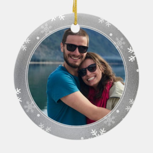 私たちの初めてのクリスマス一緒にシルバーフォトキープサケ セラミックオーナメント (裏面)