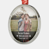 私たちの初めてのクリスマス婚約したかわいいハート写真 メタルオーナメント (左)