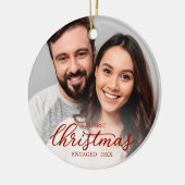 私たちの初めてのクリスマス婚約したのエレガント赤いスクリプト セラミックオーナメント (左)