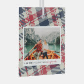 私たちの初めてのクリスマス婚約したのモダンPlaid写真 ガラスオーナメント (正面右)