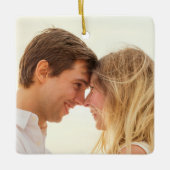 私たちの初めてのクリスマス婚約したの喜ばしい贈り物 セラミックオーナメント (正面)