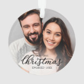 私たちの初めてのクリスマス婚約したエレガントブラックスクリプト オーナメント (裏面)