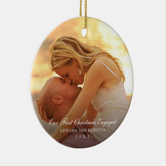 私たちの初めてのクリスマス婚約したエレガント写真 セラミックオーナメント (右)